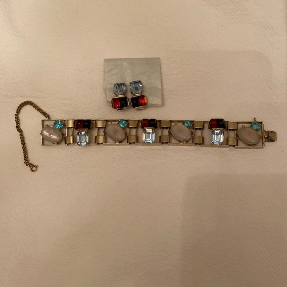 Vintage 1960’s bracelet/clip earrings set - Picture 1 of 8